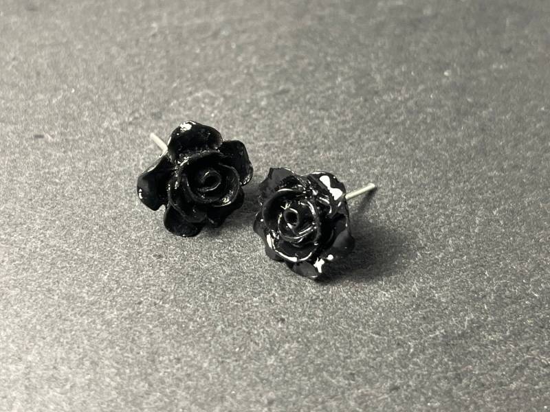 Schwarz - Vintage Ohrring "Rose" Blumen Ohrstecker Schwarz - Vintage Ohrring "Rose" Blumen Ohrstecker von TinkyStarShop