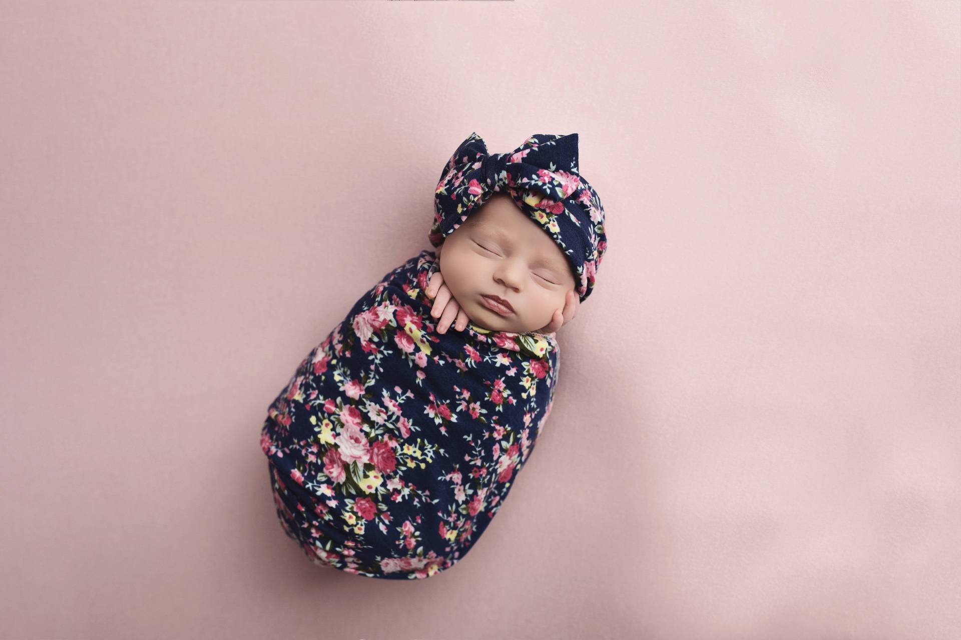 Stricken Swaddle Decke, Knot Stirnband, Stirnband Set, Pink Floral Babydecke, Swaddling Strickdecke, Weiche Stricken Swaddle Decke, Knot Stirnband, Stirnband Set, Pink Floral Babydecke, Swaddling Strickdecke, Weiche von TinyBlessingsBoutiqu