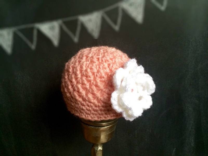 Gehäkelte Rosa Mädchen Weiße Blume Cloche Hut von TinyIslandHandmade
