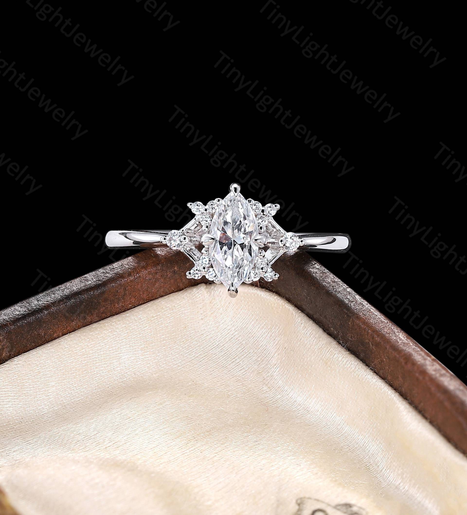 Moissanit-Verlobungsring Im Marquise-Schliff, Weißgold-Ring, Diamant-Ring Rundschliff, Cluster-Ring, Einzigartiger Roségold-Ring von TinyLightJewelry