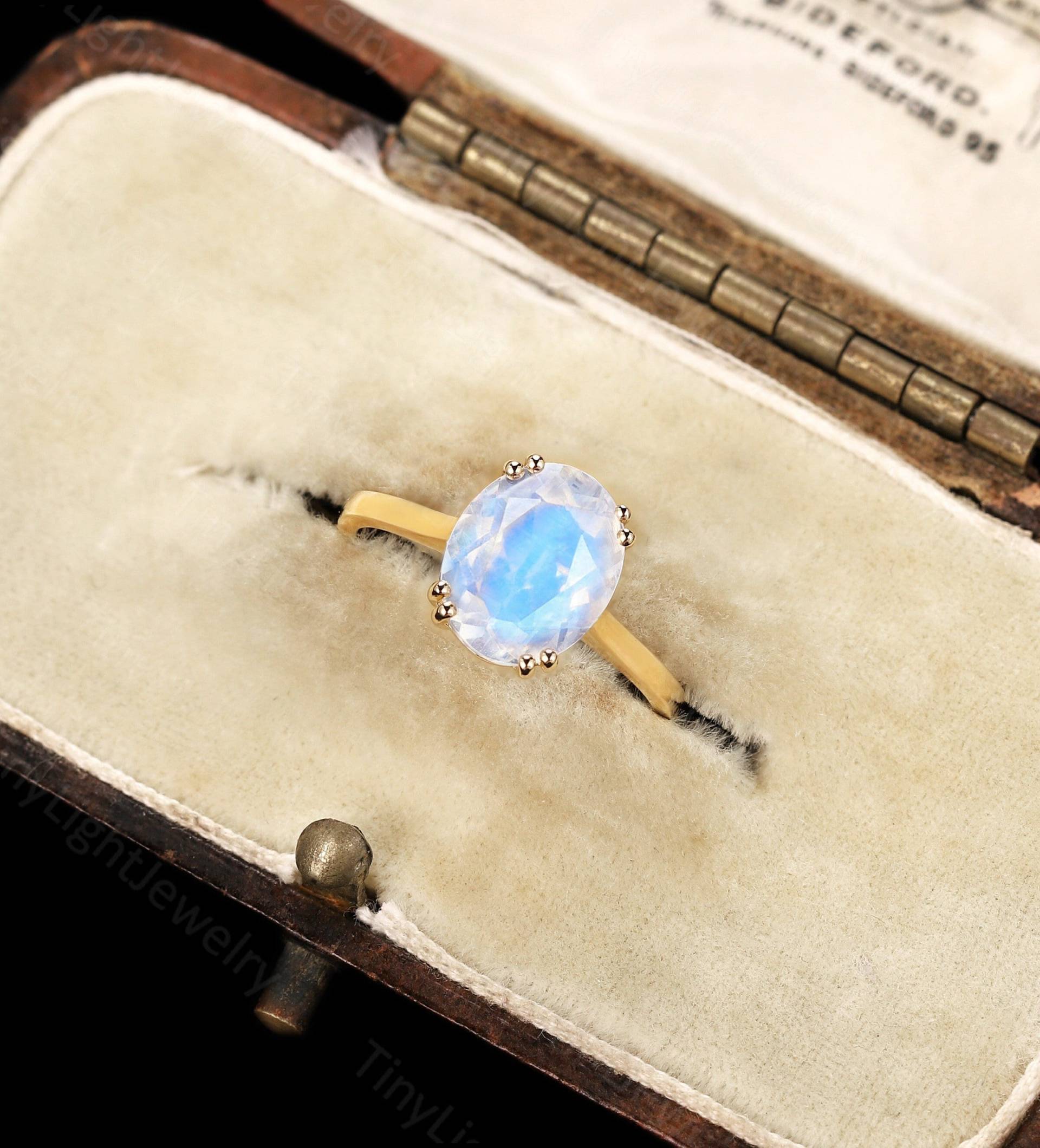 Mondstein Verlobungsring Art Deco Ovalschliff Roségold Ring Vintage Solitär Schlichter Diamantring Geburtstagsgeschenk von TinyLightJewelry