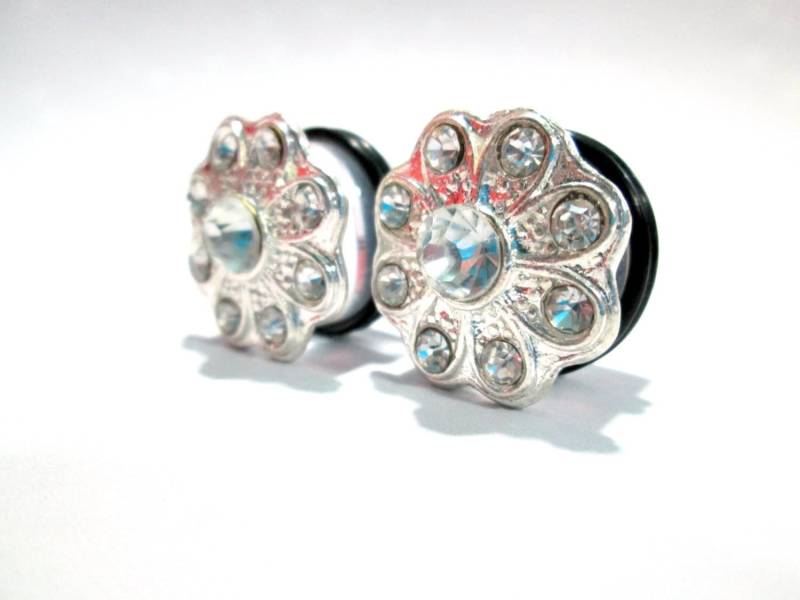 Silber Strass Blumen Plugs - 5/8, 3/4, 7/8 Zoll von TinyLittleFunBits