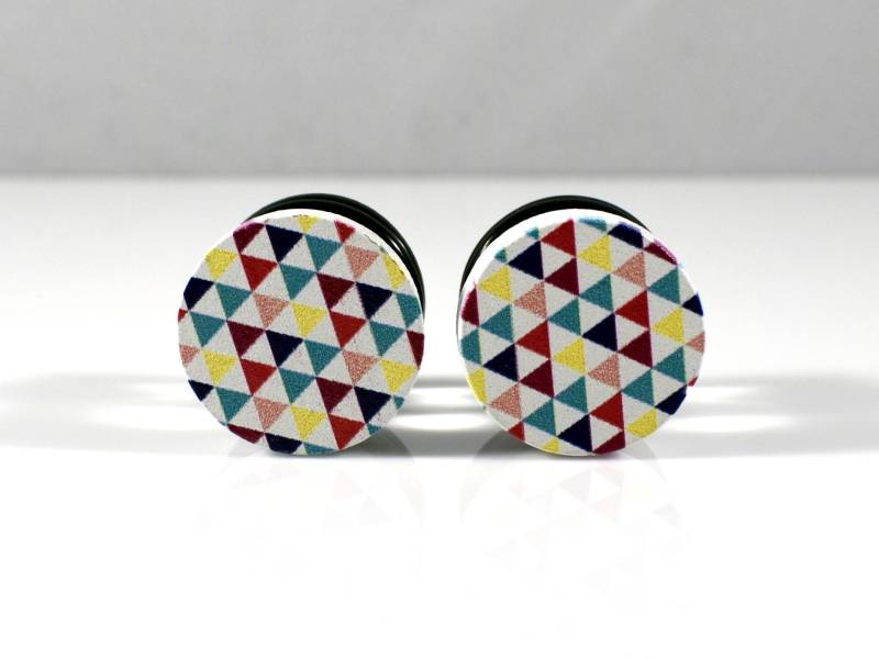 Ausverkauf - Plug Ohrringe Multi Color Dreieck Muster Plugs 00G, 1/2 Zoll, 7/16 Zoll Und 9/16 von TinyLittleFunBits