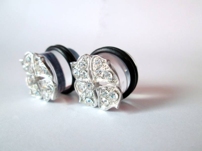 Ausverkauf - Plugs Braut Silber Blume Glitzer Strass 00G, 7/16 In, 1/2 & 9/16 In von TinyLittleFunBits