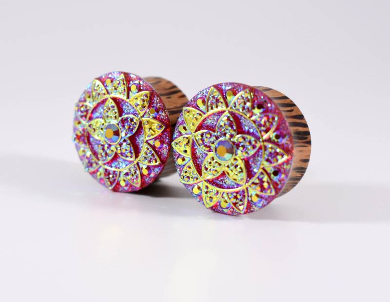 Durchmesser - Plug Ohrringe Rote Mandala Blume 3/4, 7/8, 25 Mm von TinyLittleFunBits