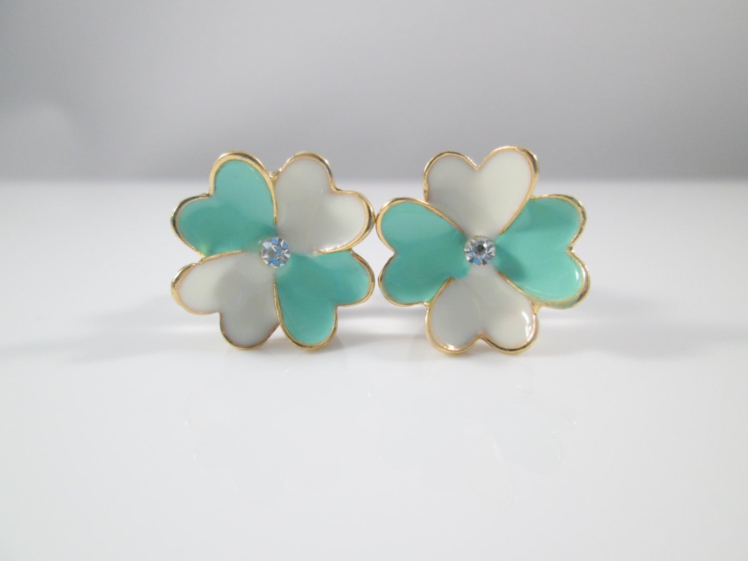 Gauges - Hübsche Mint Und Weiße Blumen Mit Gold Accent Sparkle 0G, 00G, 7/16 in 1/2 In von TinyLittleFunBits