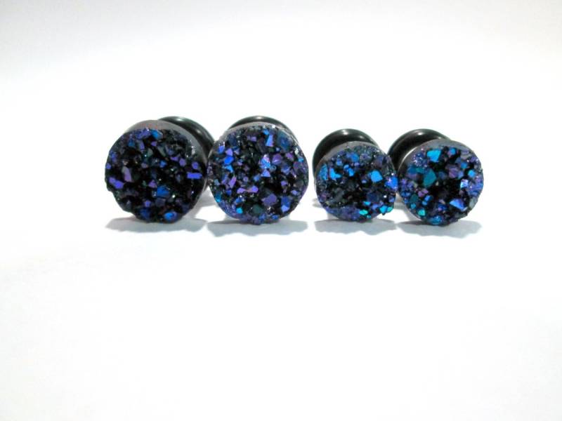 Gauges - Plug Ohrringe Dunkelblau Und Lila Faux Druzy 4G, 2G, 0G, & 00G von TinyLittleFunBits