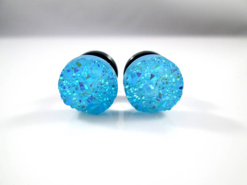 Plug Ohrringe - Türkis Blau Funkeln Faux Druzy 2G, 0G Und 00G Plug Ohrringe - Türkis Blau Funkeln Faux Druzy 2G, 0G Und 00G von TinyLittleFunBits