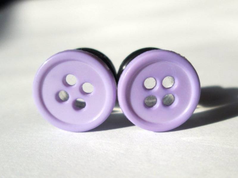 Plugs - Blasslila Button 2G, 0G Und 00G von TinyLittleFunBits