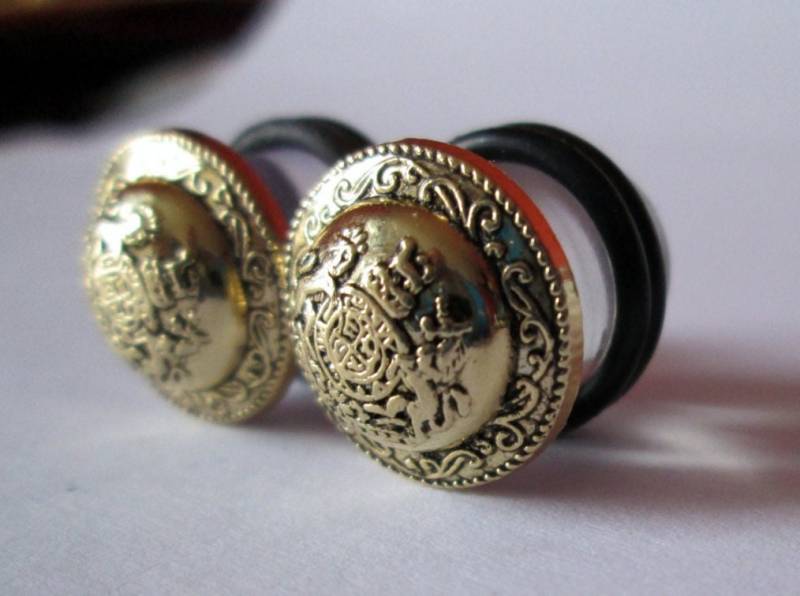 Plugs - Clearance Sale Gold Dome Shield 1/2 in Und 9/16 In von TinyLittleFunBits