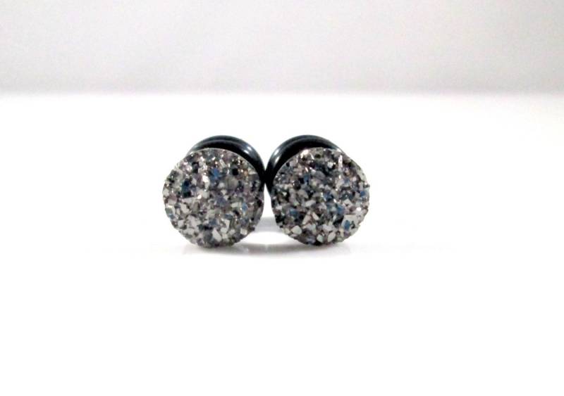 Plugs - Dunkelgraue Faux Druzy Sparkle 4G, 2G Und 0G von TinyLittleFunBits