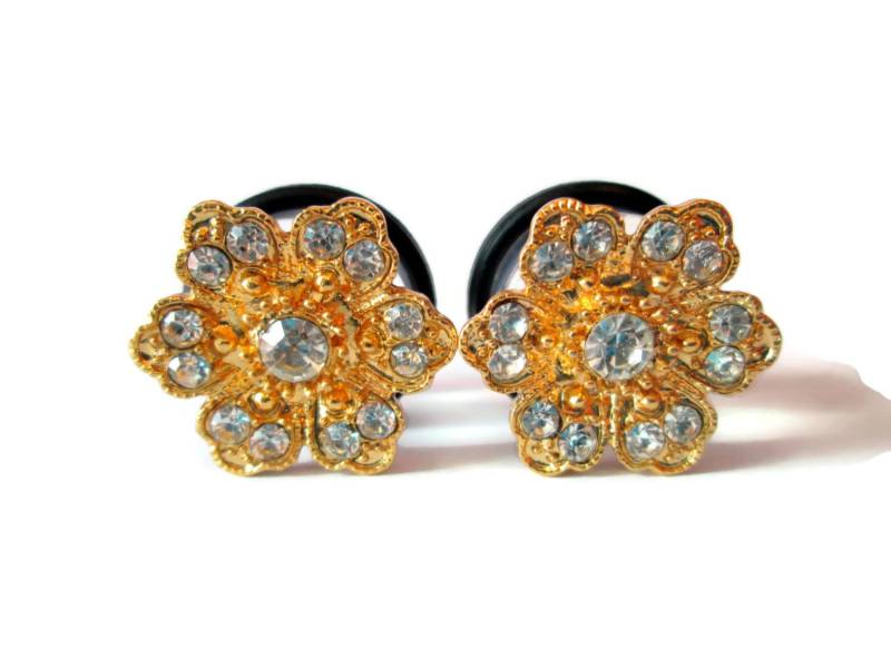 Stecker Ohrringe - Gold Blume Glitzer Strass 1/2 in & 9/16 von TinyLittleFunBits