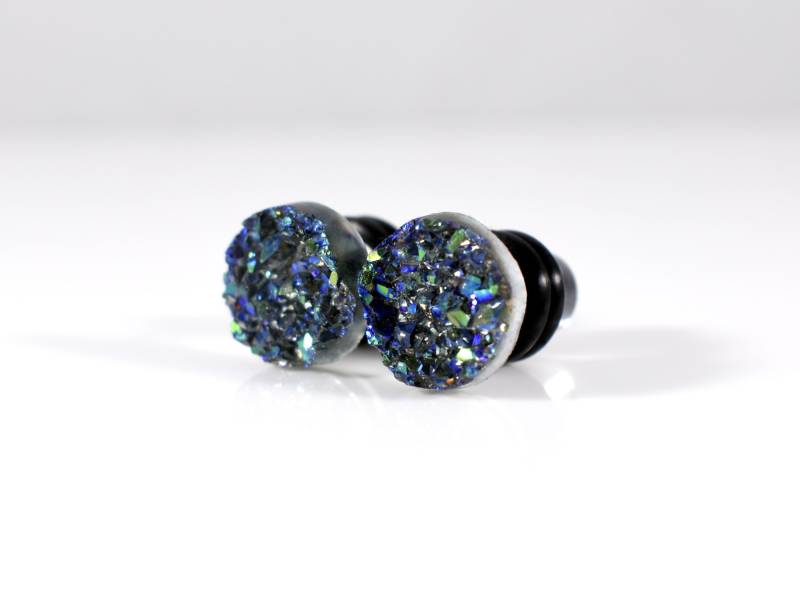 stecker Ohrringe - Hellgrau Grün Blau Ab Finish Faux Druzy Sparkle 4G, 2G, 0G Und 00G von TinyLittleFunBits