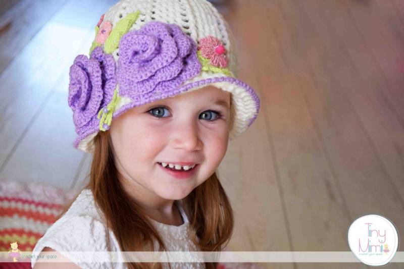 Gehäkelte Blume Baby Cloche Hut Frühling Winter Mädchen Panama Hut von TinyMimiMimi