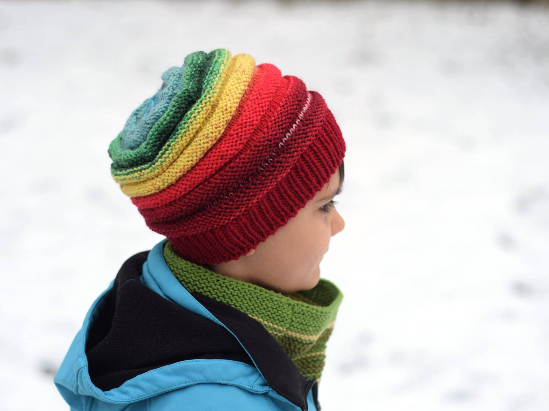 Rot Und Regenbogen Gerippte Mütze, Wollmütze, Einheitsgröße Für Kinder, Teenager Oder Frauen S, Slouchy Beanie, Bereit Zu Versenden von TinyOrchids