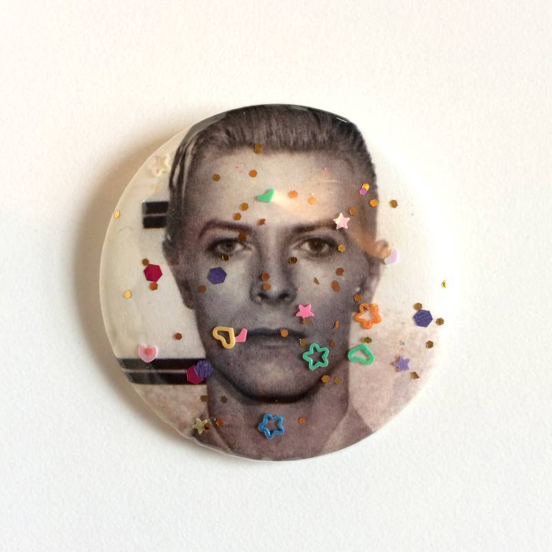 David Bowie Button - Handgemachte 2, 25" Glitter Knöpfe Ziggy Stardust Geburtstag Geschenkidee Und Party Gefälligkeiten Kostenloser Versand von TinyPinkShoe