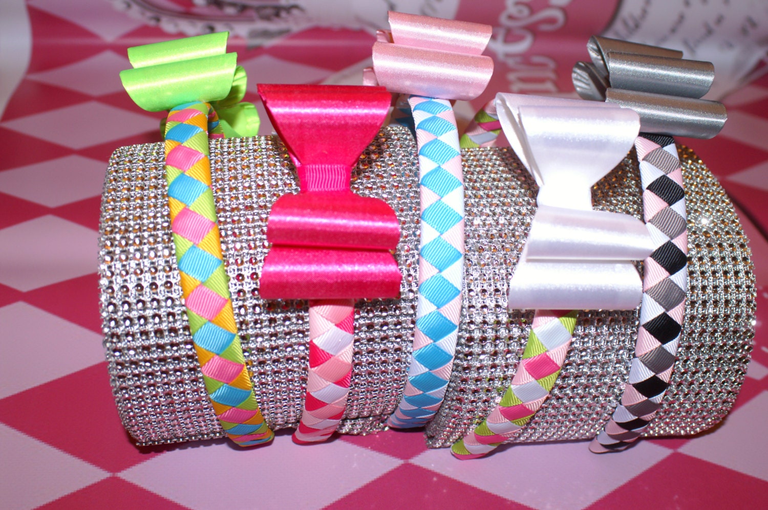 Geflochtenes Band-stirnband, Ripsband-stirnband, Satinschleife-stirnband Geflochtenes Band-stirnband, Ripsband-stirnband, Satinschleife-stirnband von TinyPrincessDesigns