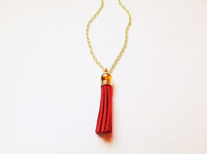Kleine Quaste Halskette, Rote Schmuck, Bunten Schichtung Anweisung Halskette Kleine Quaste Halskette, Rote Schmuck, Bunten Schichtung Anweisung Halskette von TinyRosesJewelry