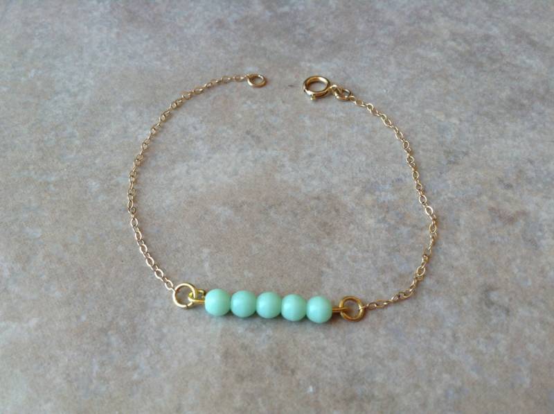 Minze-Armband, Minze-Kugel-Armband, Türkis Armband, Licht Grün Zierliche Hübsche Schmuck, Kleine Perlen Armband Minze-Armband, Minze-Kugel-Armband, Türkis Armband, Licht Grün Zierliche Hübsche Schmuck, Kleine Perlen Armband von TinyRosesJewelry