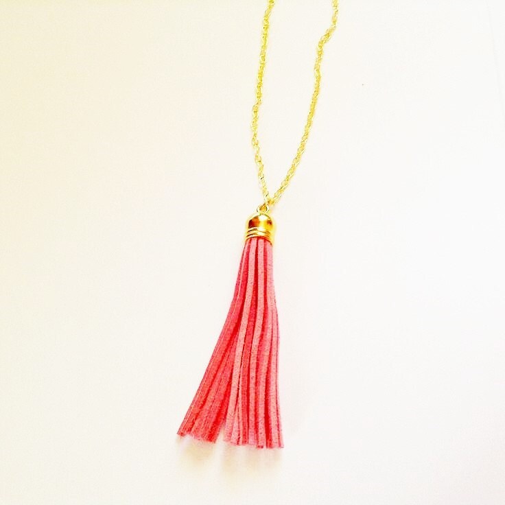 Tassel Halskette Rosa Quaste Halskette, Schmuck, Bunten Hell Rosa Schichtung Tassel Halskette Rosa Quaste Halskette, Schmuck, Bunten Hell Rosa Schichtung von TinyRosesJewelry