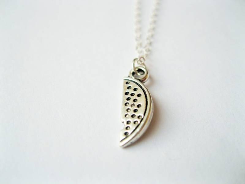 Wassermelone Halskette, Kleine Silber Zierliche Sterling Silber Alltägliche Collier, Sommer Obst-Halskette Wassermelone Halskette, Kleine Silber Zierliche Sterling Silber Alltägliche Collier, Sommer Obst-Halskette von TinyRosesJewelry
