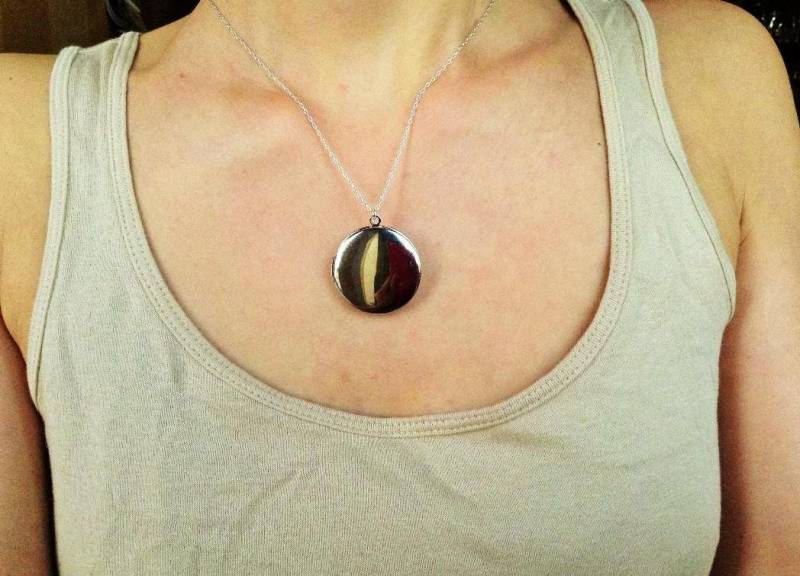 sterling Silber Medaillon Halskette, Schmuck, Aufbewahrungskette, Moderne Süße Zart sterling Silber Medaillon Halskette, Schmuck, Aufbewahrungskette, Moderne Süße Zart von TinyRosesJewelry