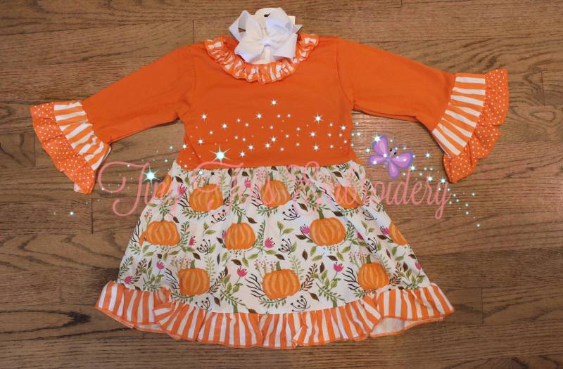Mädchen Kürbis Patch Kleid Langarm Jersey Baumwolle Herbst Kleid von TinyTotsBoutiqueTM