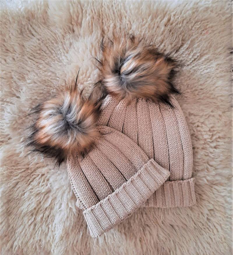 Mami Und Ich Hüte, Outfit, Mutter Tochter Passende Sohn Kinder Hut, Pom Hut von TinyTotsKids