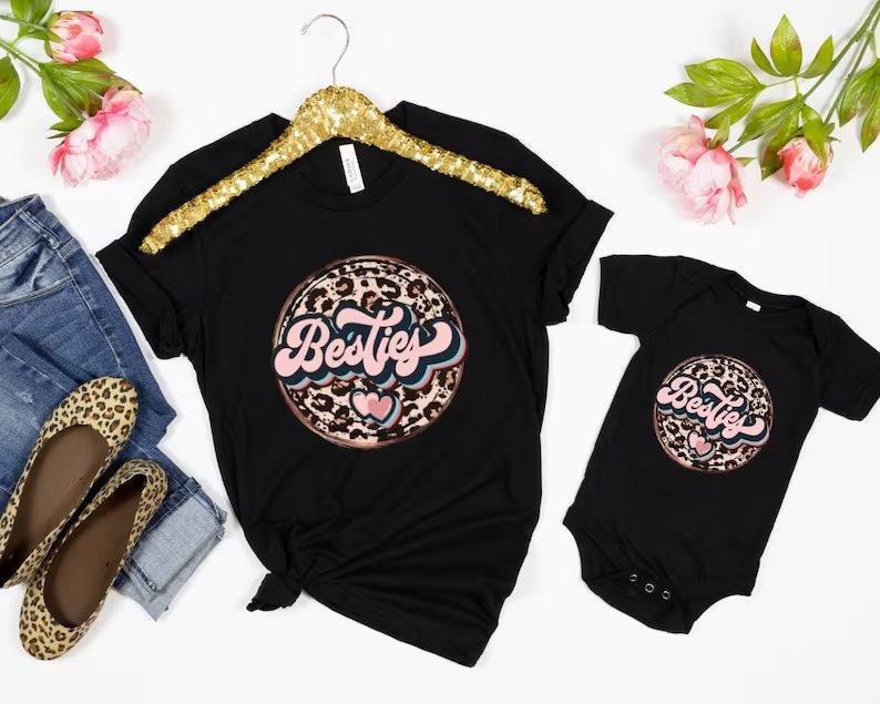 Mama Und Ich Outfit | Mommy & Me T-Shirt Sohn Mutter Tochter Shirts Mini Neue Mom Geschenk Muttertagsgeschenk von TinyTotsKids