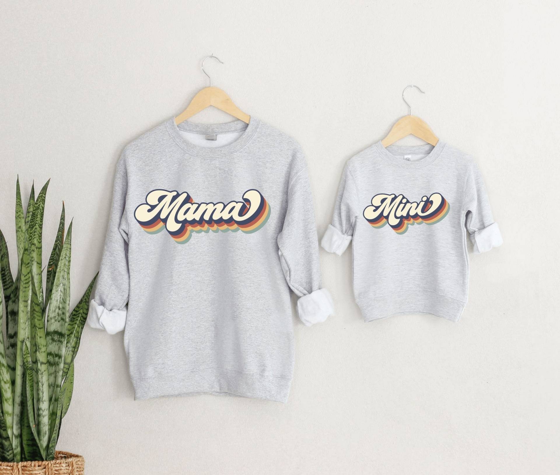 Mama & Mini Sweatshirt, Und Ich Outfit, Pullover Retro, Tochter Passenden Pullover, Sweatshirts, Geschenk von TinyTotsKids