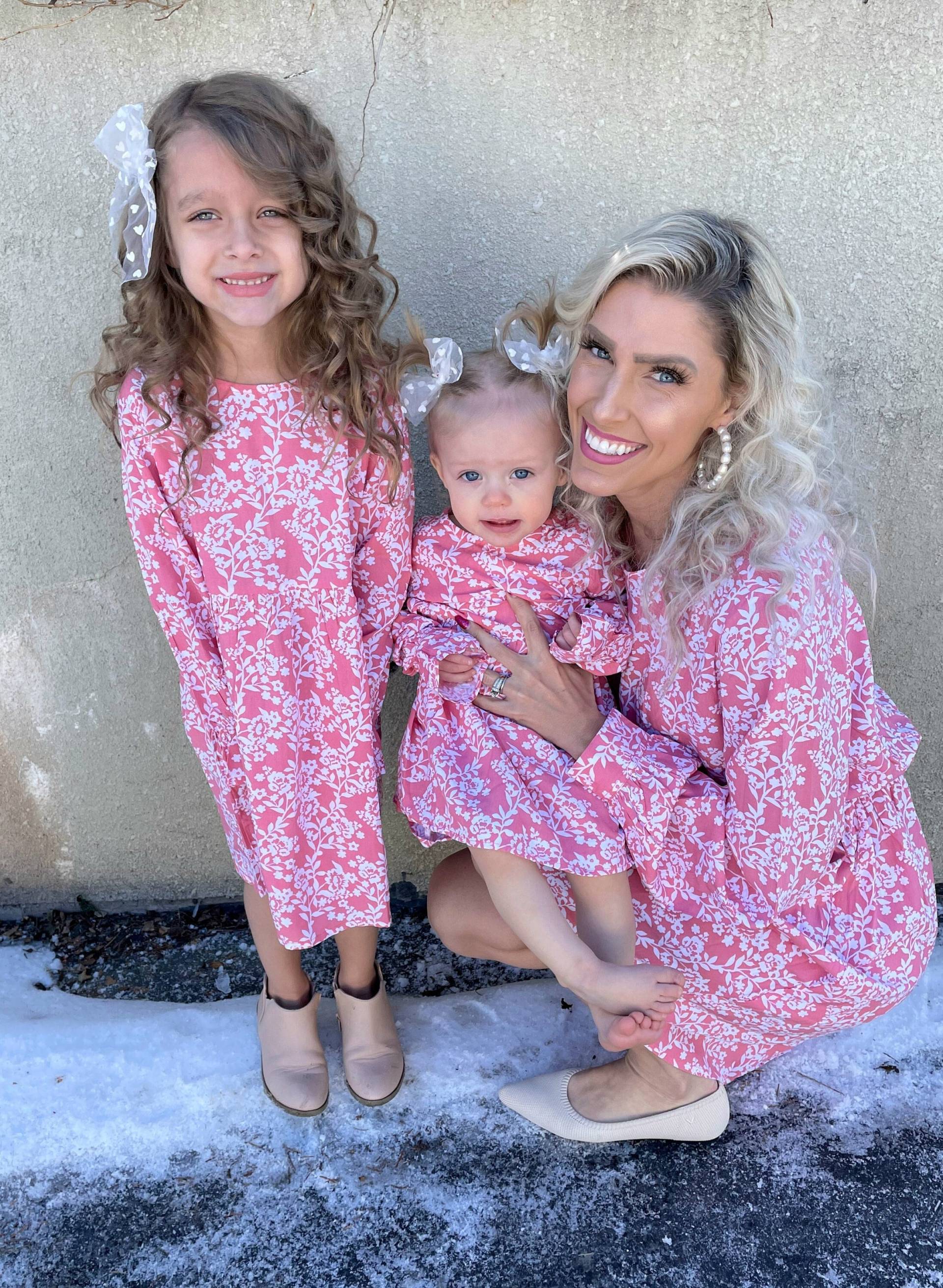 Mommy & Me Kleider | Mami Und Passende Outfits Mama Ich Mutter Tochter Kleid Geschenke Muttertagsgeschenk Mommy & Me Kleider | Mami Und Passende Outfits Mama Ich Mutter Tochter Kleid Geschenke Muttertagsgeschenk von TinyTotsKids