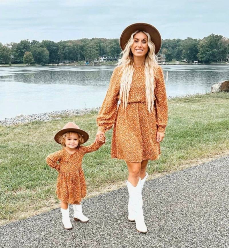 Mommy & Me Kleider | Herbst Mami Und Passende Outfits & Me Erntedank Mutter Tochter Kleid von TinyTotsKids