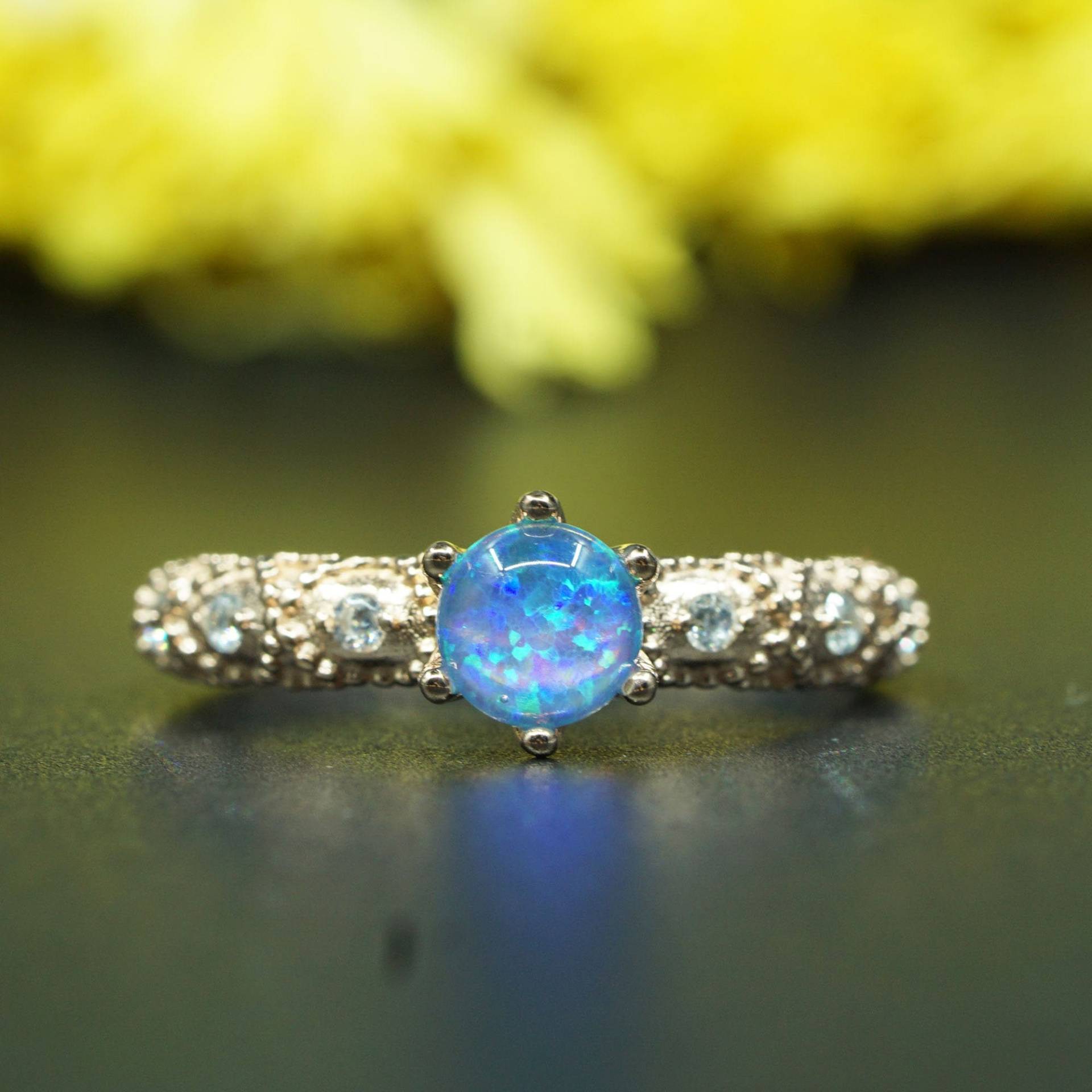 Roher Opal Ring Rosegold Sterling Silber, Cz Diamant Akzent Roher Opal Ring Rosegold Sterling Silber, Cz Diamant Akzent von TiramisuJewelry