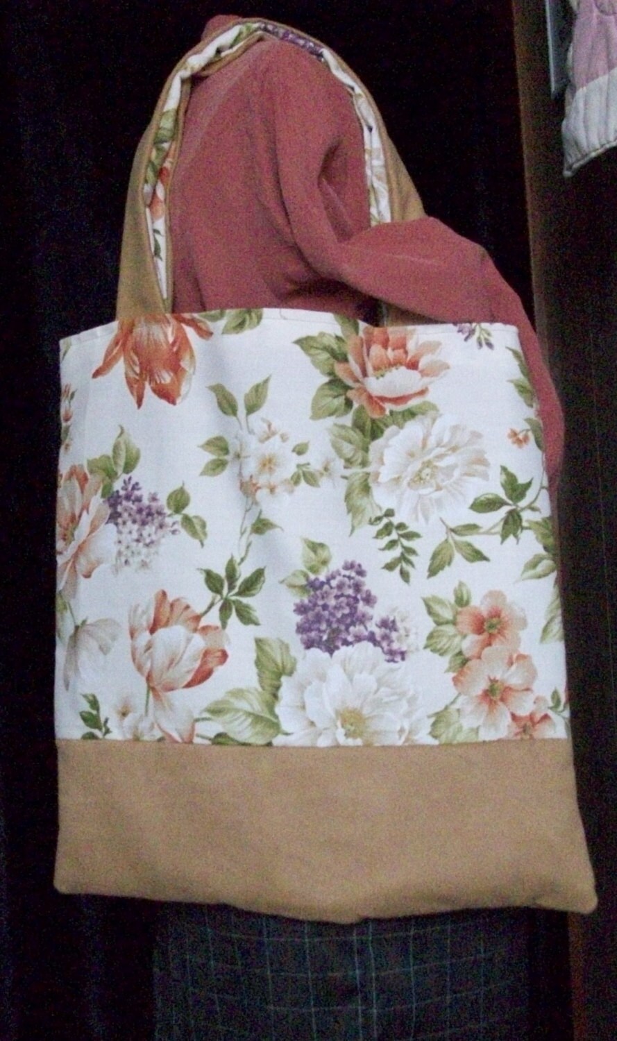 Ein Feld Von Blumen-Beutel. Verwenden Sie Es Für Schulbücher, Einkaufen, Eine Handtasche Oder Was Auch Immer Wünschen Ein Feld Von Blumen-Beutel. Verwenden Sie Es Für Schulbücher, Einkaufen, Eine Handtasche Oder Was Auch Immer Wünschen von TishaFayPieces