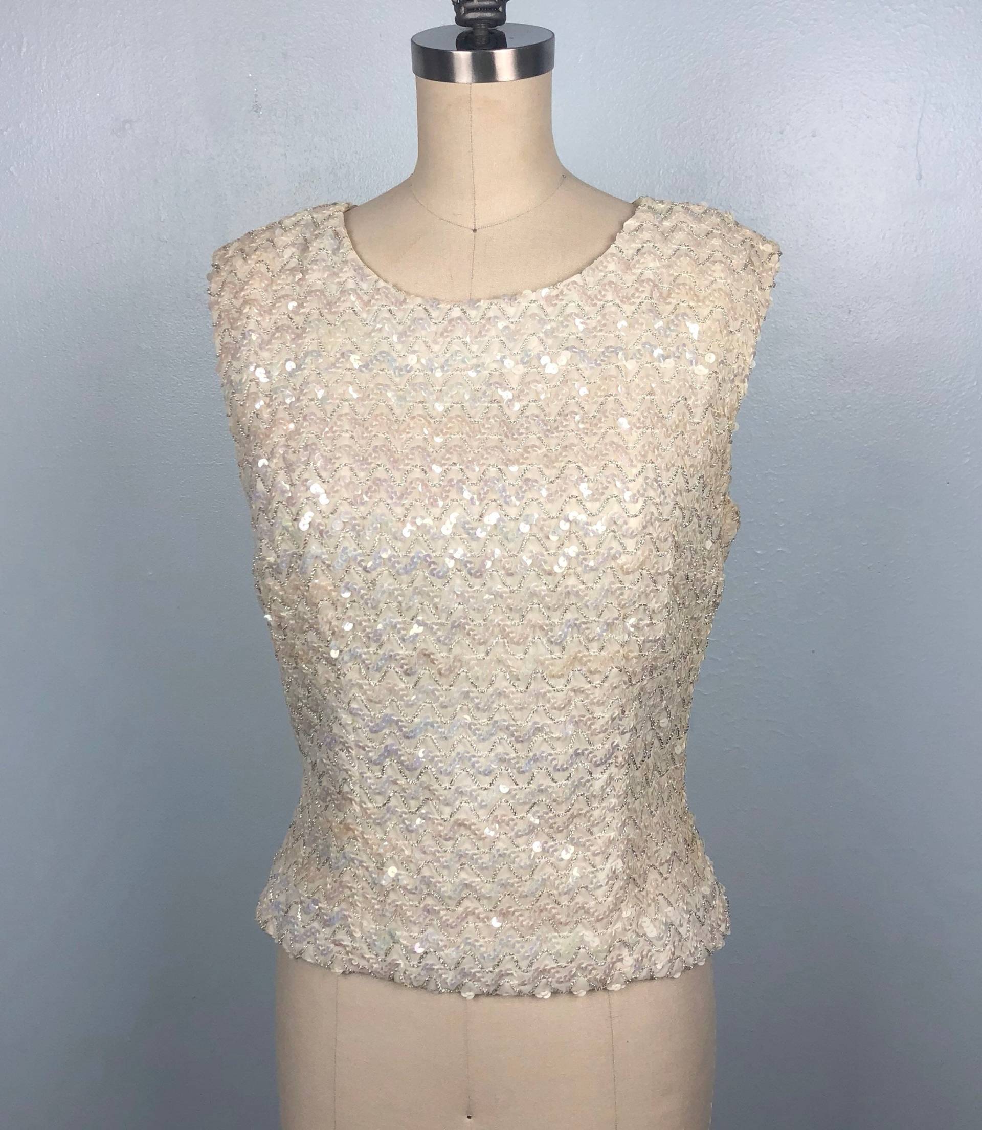 Pailletten Und Silberfarbenes 60Er Jahre Party Top Pailletten Und Silberfarbenes 60Er Jahre Party Top von TissyVintage