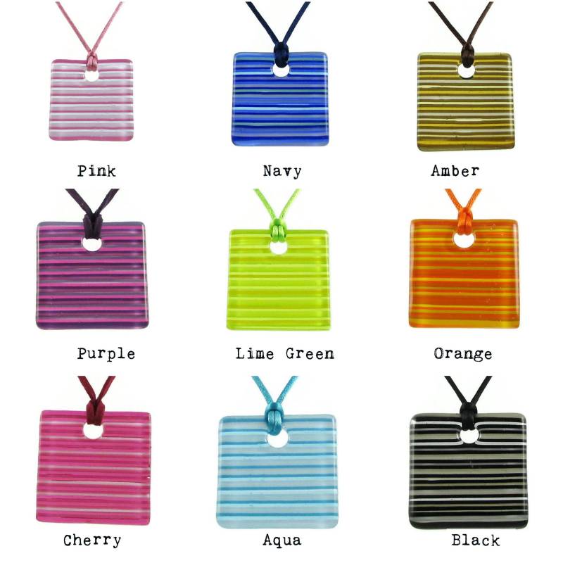 Bunt Gestreifte Glas Quadrat Anhänger Halskette Set Bunt Gestreifte Glas Quadrat Anhänger Halskette Set von TistiK