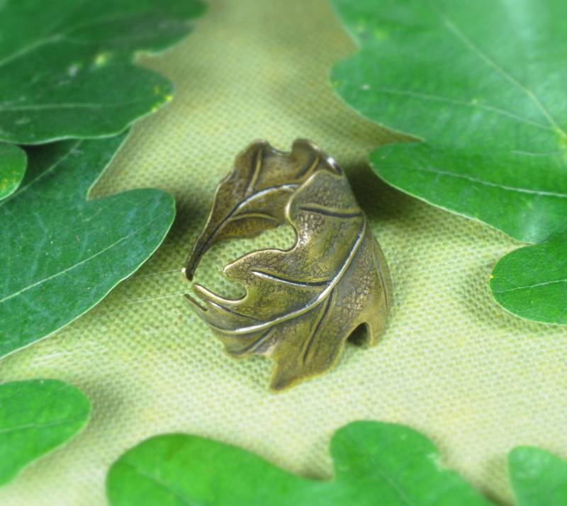 Ring Eichenblatt Aus Bronzefarbenem Messing, Verstellbarer Blattring Im Vintage Stil | 734 von TitaniasZauberwald