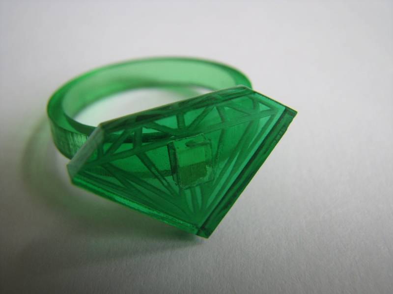 Grüner Acryl Diamant Ring Grüner Acryl Diamant Ring von TjielpDesign