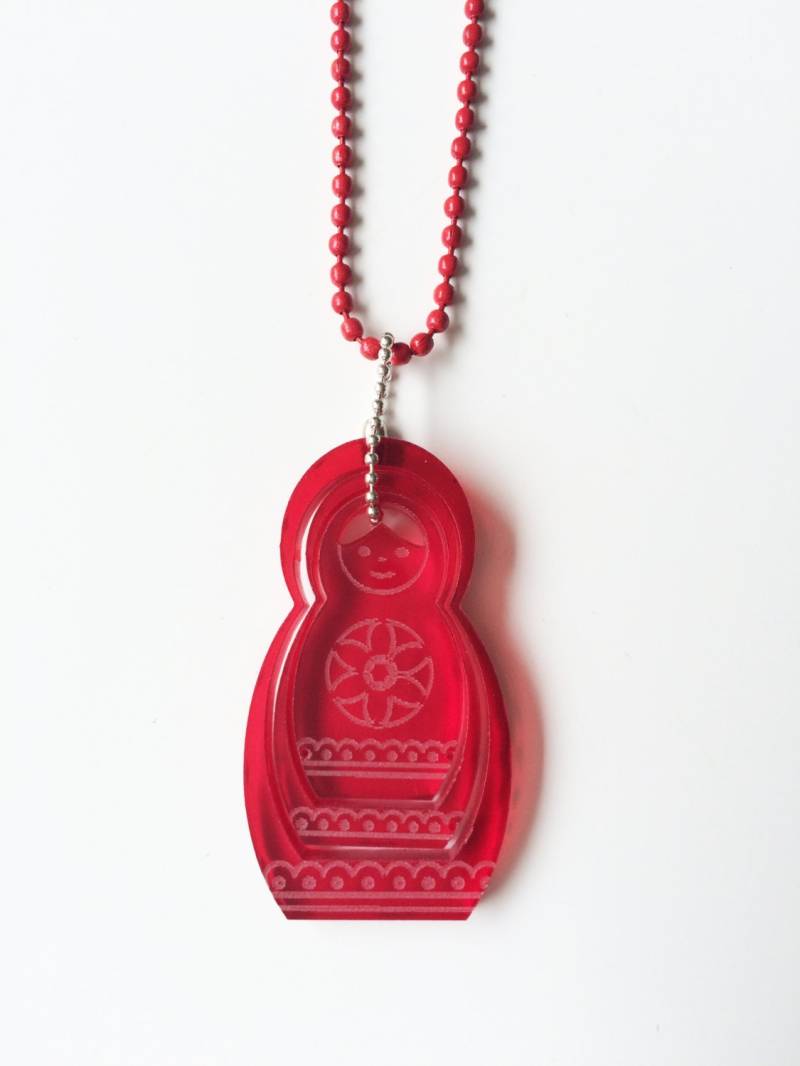 Matrushka Halskette - Rotem Acryl von TjielpDesign