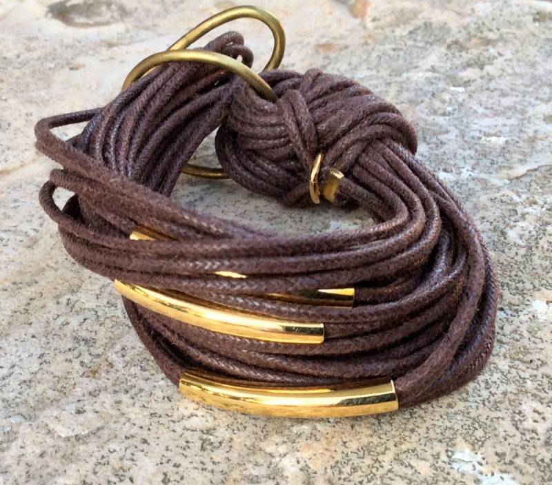 Armband, Multi-Cord-Armband, Braun Gewachst Schnur Messing-Armband, Stapeln Schmuck von Tmlccreations