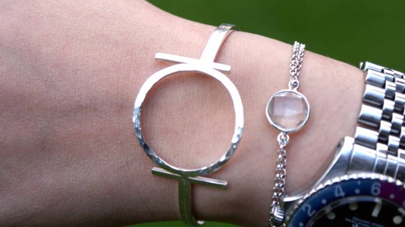 Manschette, Geonetric Minimal Silber Armband, Aussage Schmuck, Karma Geometrie Linie, Frauen Geschenk, Handgemachte Schmuck Manschette, Geonetric Minimal Silber Armband, Aussage Schmuck, Karma Geometrie Linie, Frauen Geschenk, Handgemachte Schmuck von Tmlccreations