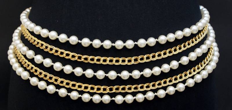 Perle Und Gold Kette Gürtel, 5-Strang-Gürtel, Statement-Halskette, Dual-Zweck-Statement-Stück, Damen-Accessoire Perle Und Gold Kette Gürtel, 5-Strang-Gürtel, Statement-Halskette, Dual-Zweck-Statement-Stück, Damen-Accessoire von Tmlccreations