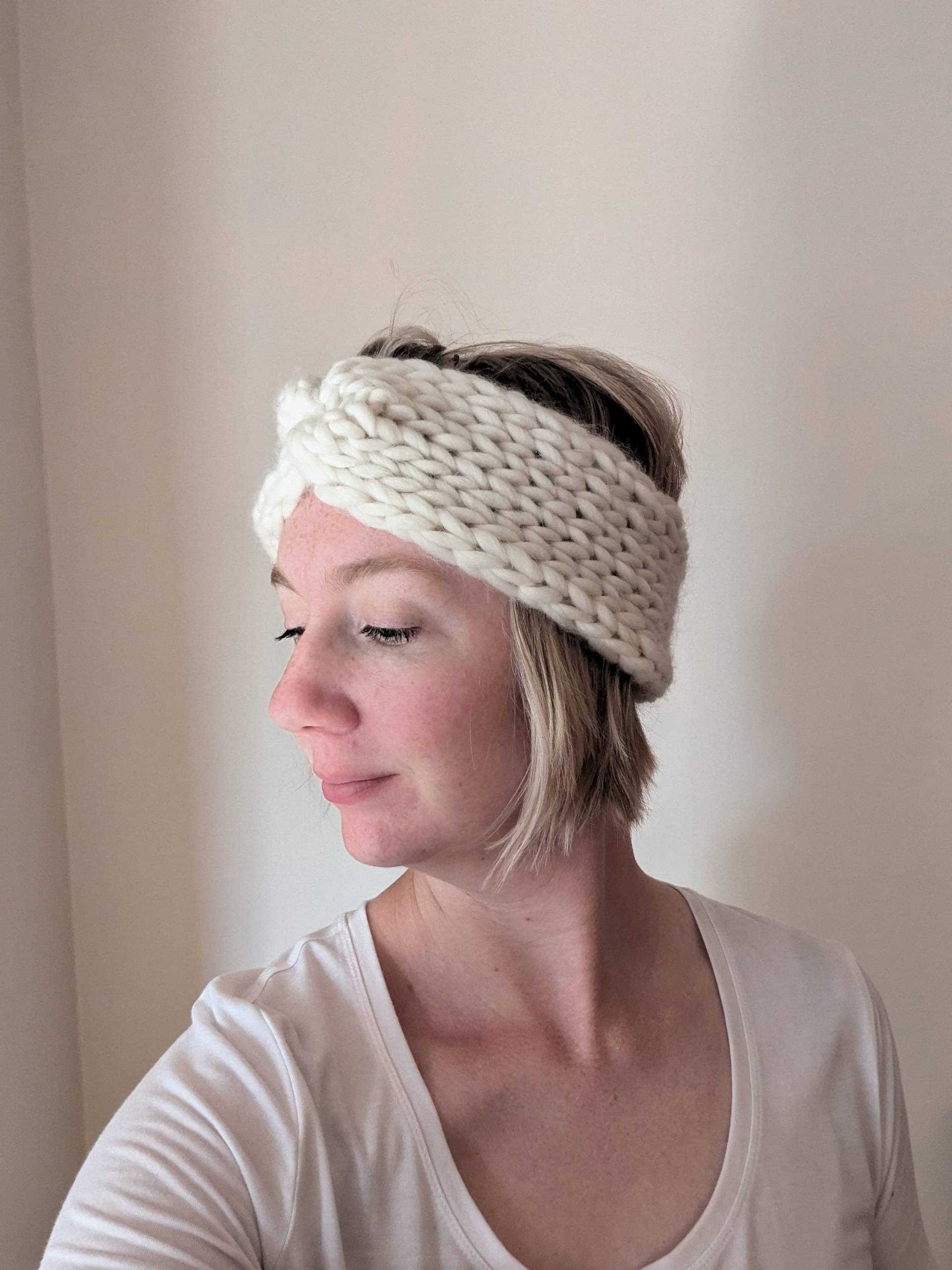 Handgestricktes Merino Wolle Stirnband, Ohrenwärmer Gedreht von ToastYarn