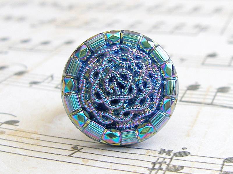 Filigraner Regenbogen Knoten - Verstellbarer Vintage Glasknopfring, Statement Ring, Cocktailring von ToastedCoconutStudio