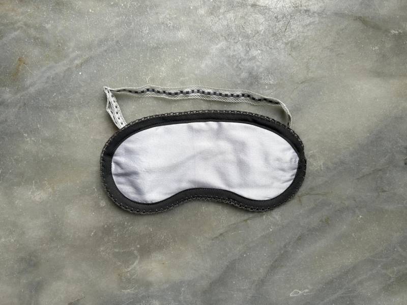 Weiße Schlafmaske Aus Seide, Seidenmaske, Reise, Entspannung, Beauty, Verstellbar von Tocchine