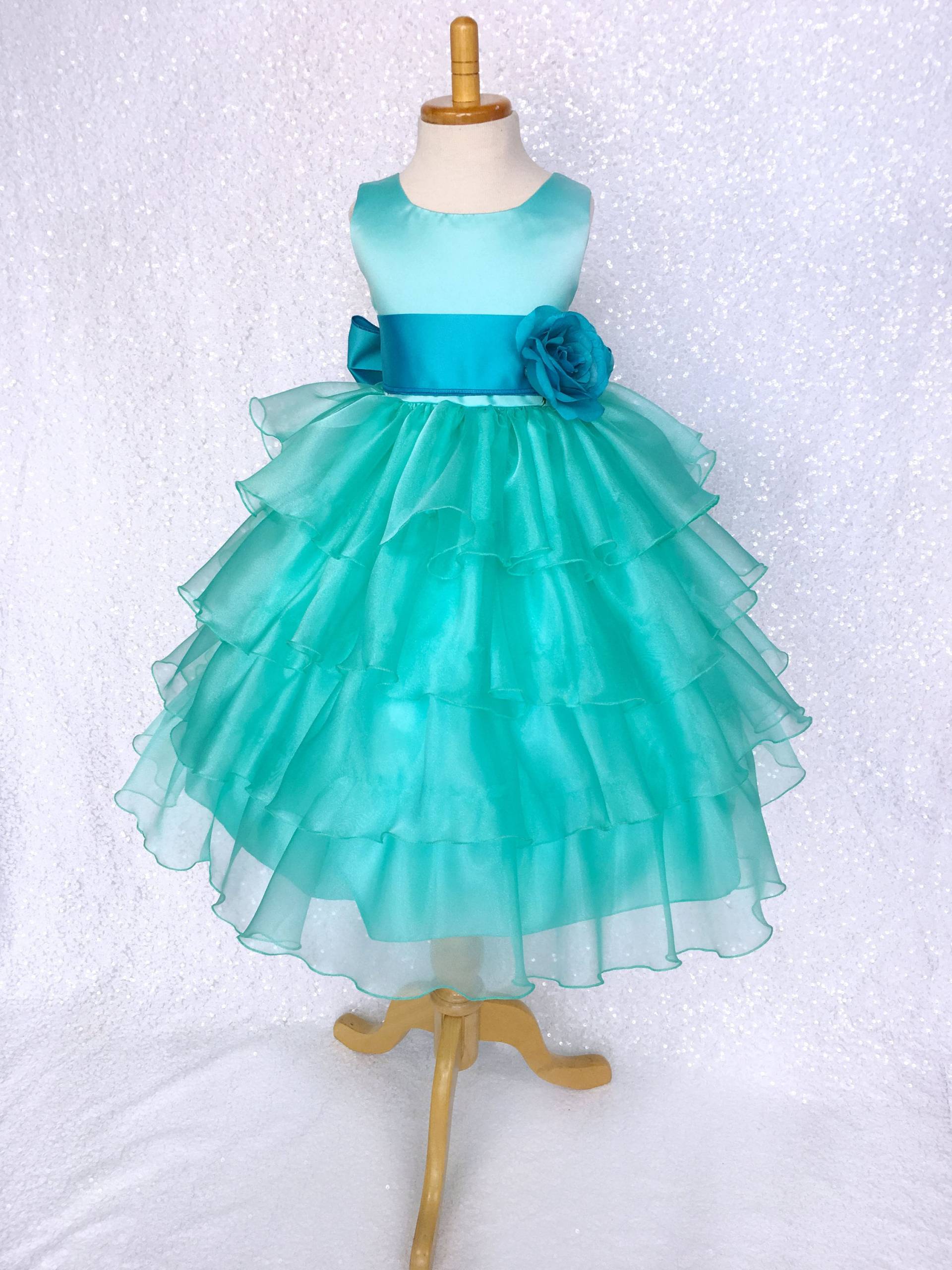 Aqua Rüschen Organza Blumenmädchen Kleid Frühlings-Hochzeits-Festzug Aqua Rüschen Organza Blumenmädchen Kleid Frühlings-Hochzeits-Festzug von ToddlersAndTulle