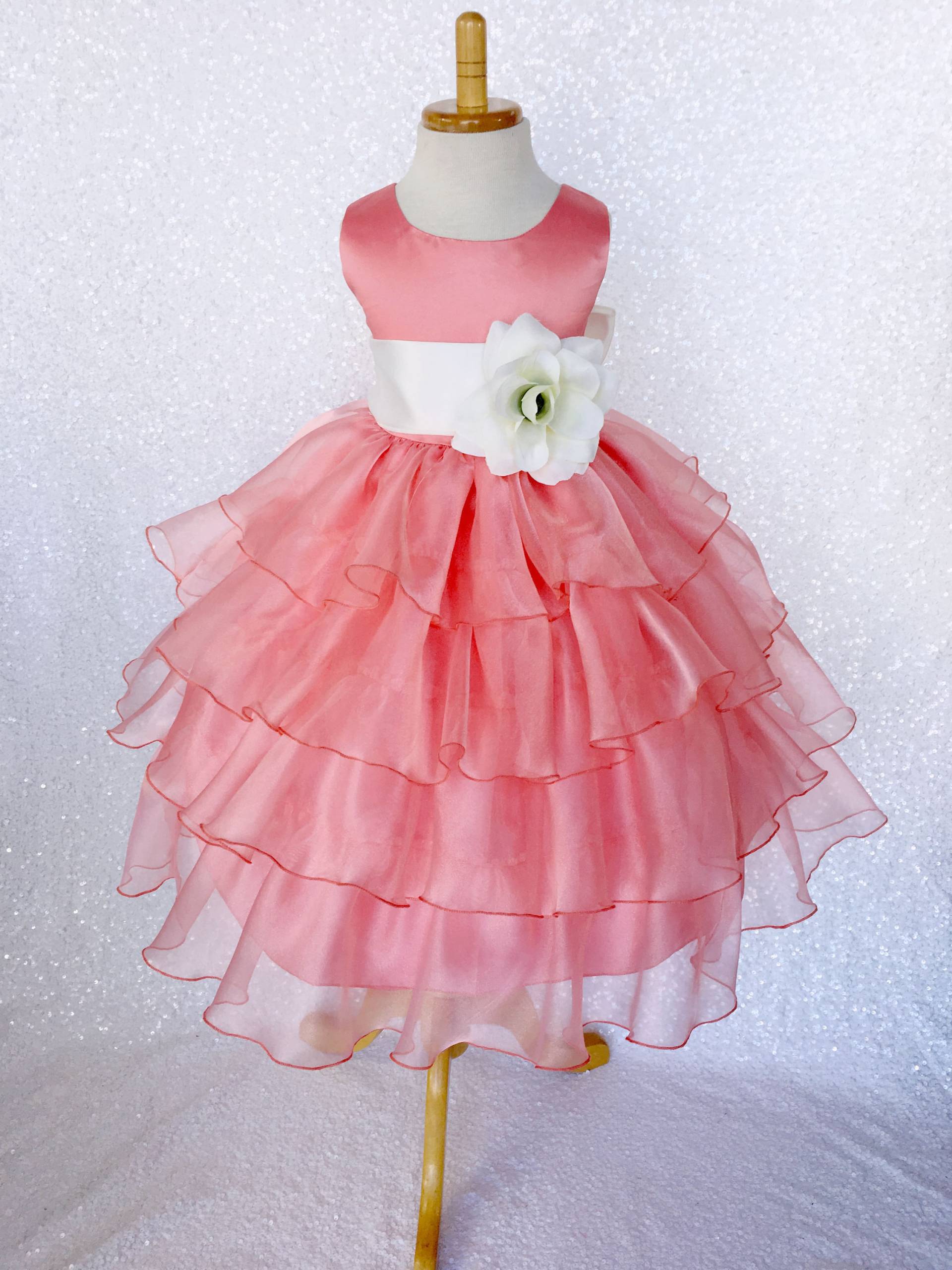 Coral Organza Rüschen Blumenmädchen Kleid Hochzeit Brautjungfer von ToddlersAndTulle