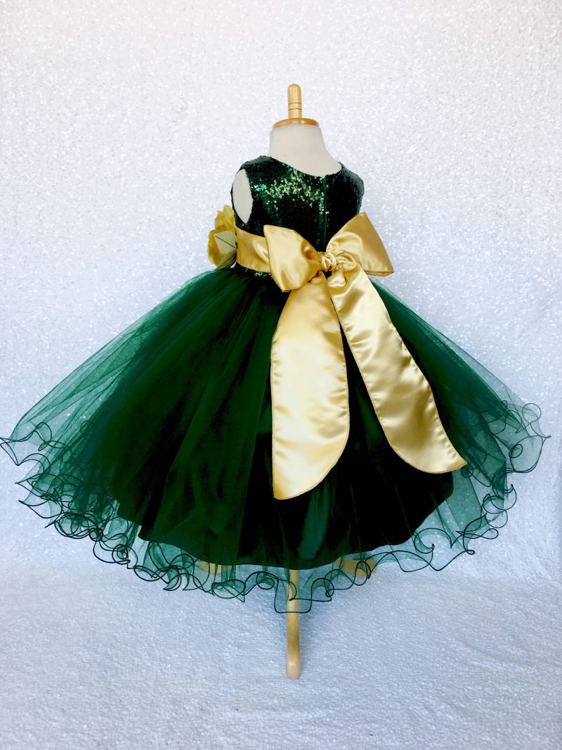 Jägergrün Pailletten Blumenmädchenkleid Tüll Big Bow Urlaubskleid von ToddlersAndTulle
