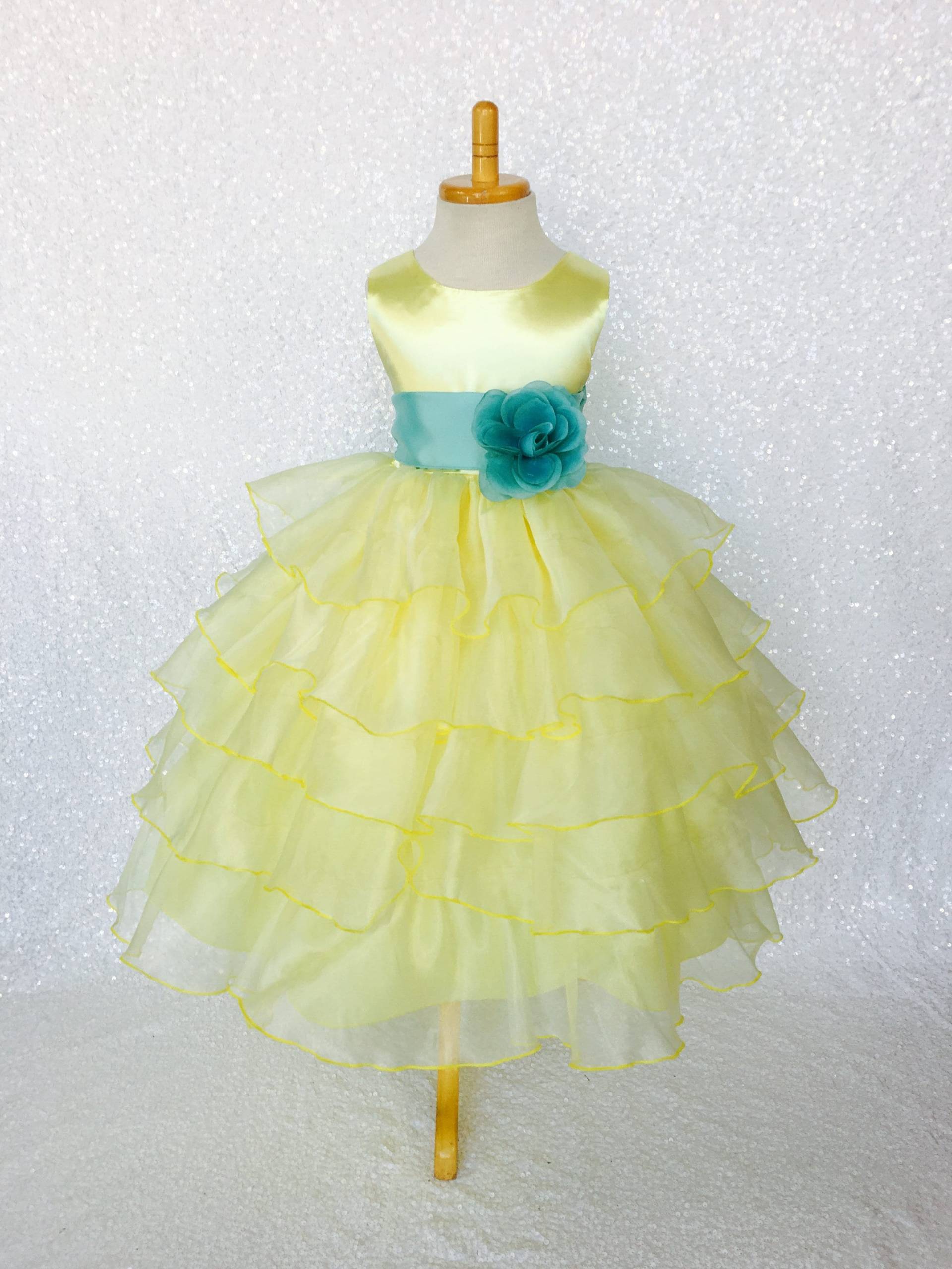 Kanariengelbes Organza Rüschenkleid Rustikales Frühlings Mädchenkleid von ToddlersAndTulle
