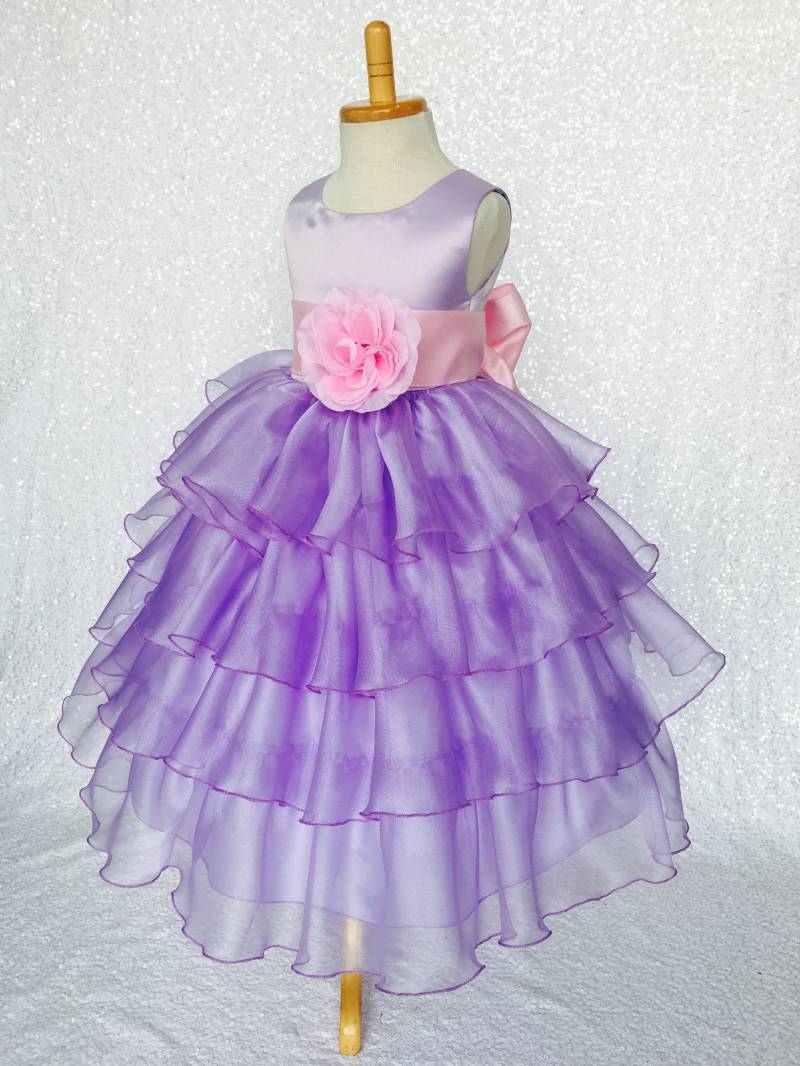 Lila Rüschen Organza Kleid Ostern Frühling, Brautjungfer, Festzug von ToddlersAndTulle